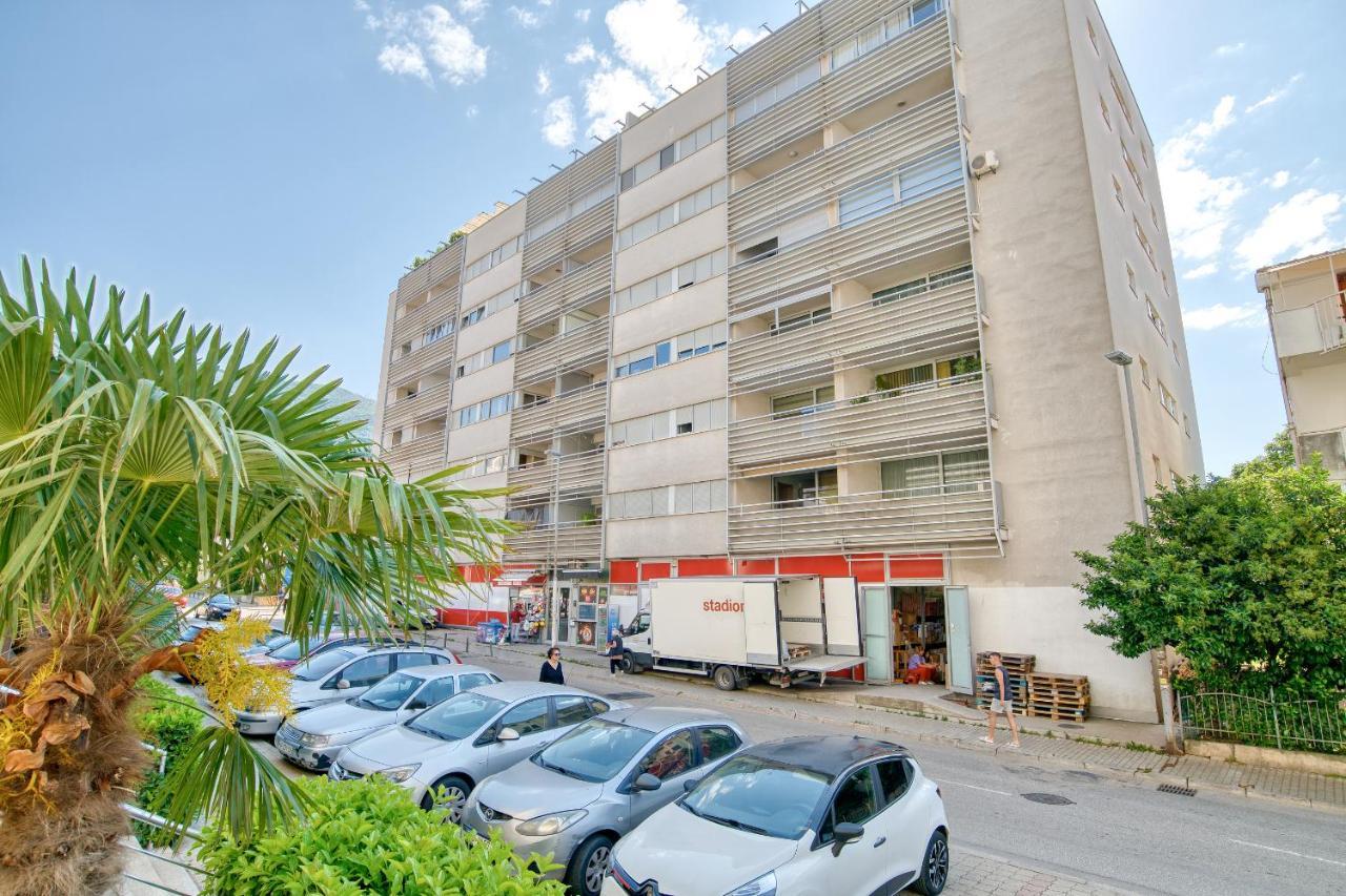 Sea View Apartments In Budva Kültér fotó